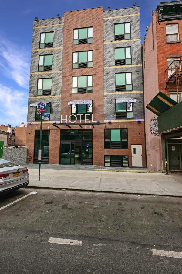 Casa Blanca Hotel Brooklyn New York Exterior foto